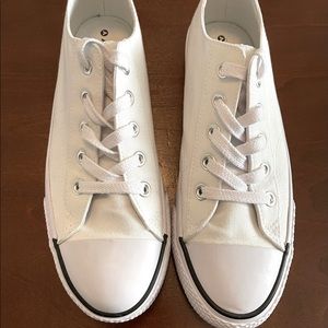 Women’s Airwalk “Legacee” Shoes